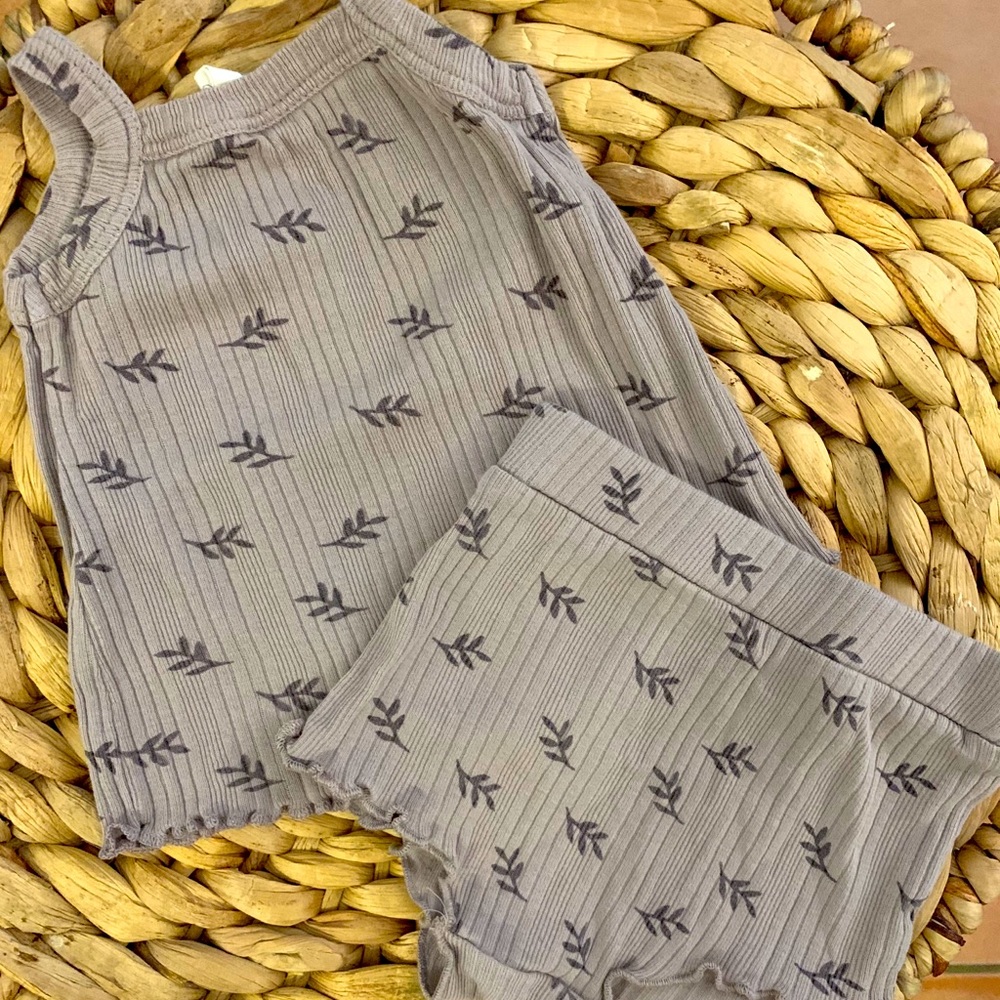Kate Quinn Ribbed 2 piece set
